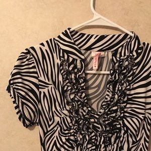 Black zebra print top with tie back